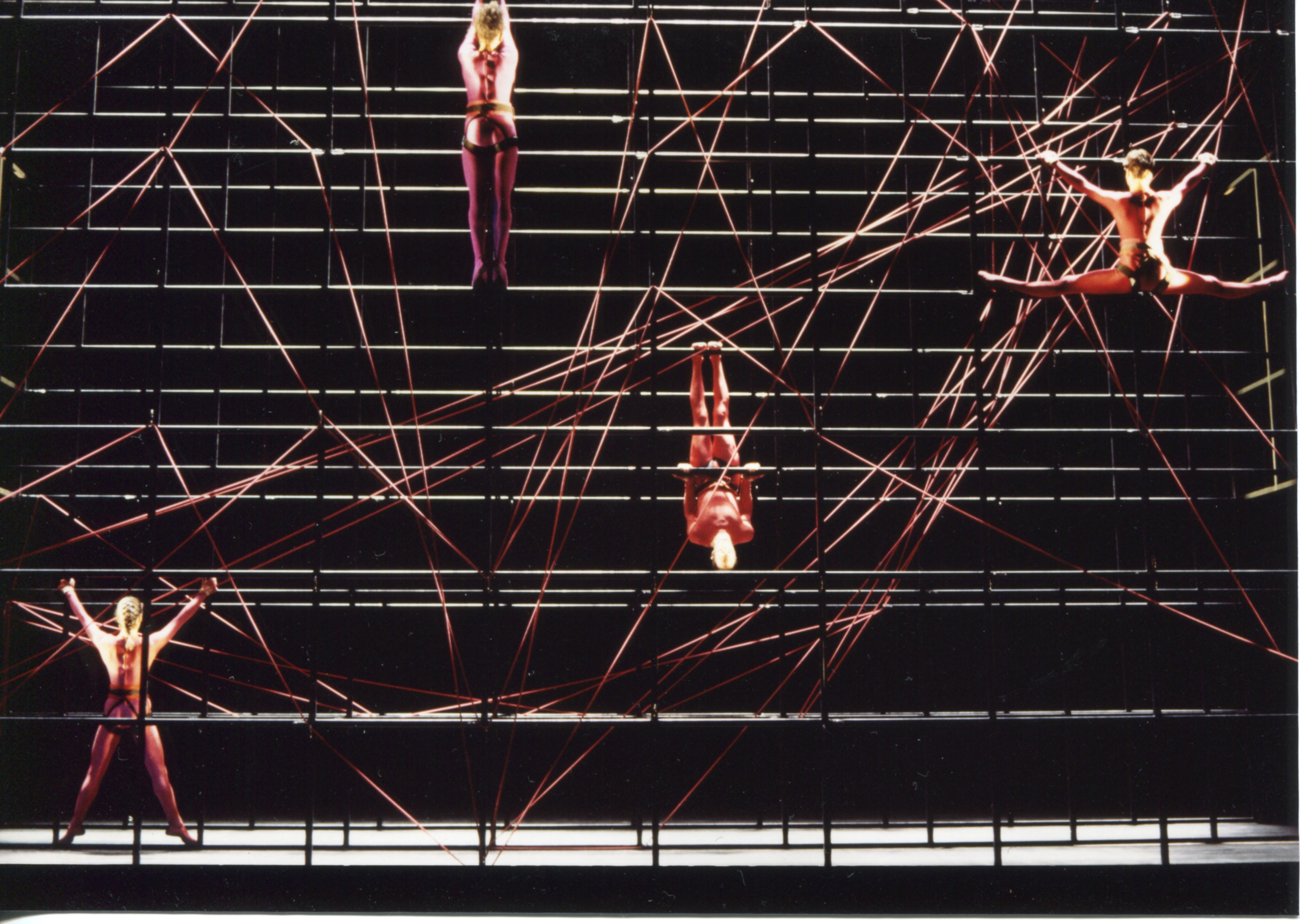 Graduations, 1988 &copy; Tristan Val&egrave;s